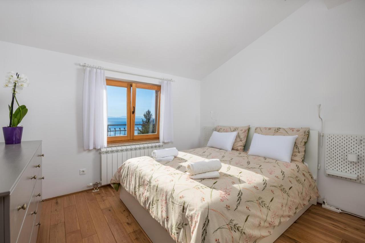 Blue Horizon Apartment Opatija Luaran gambar