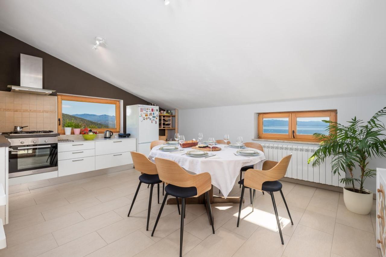 Blue Horizon Apartment Opatija Luaran gambar