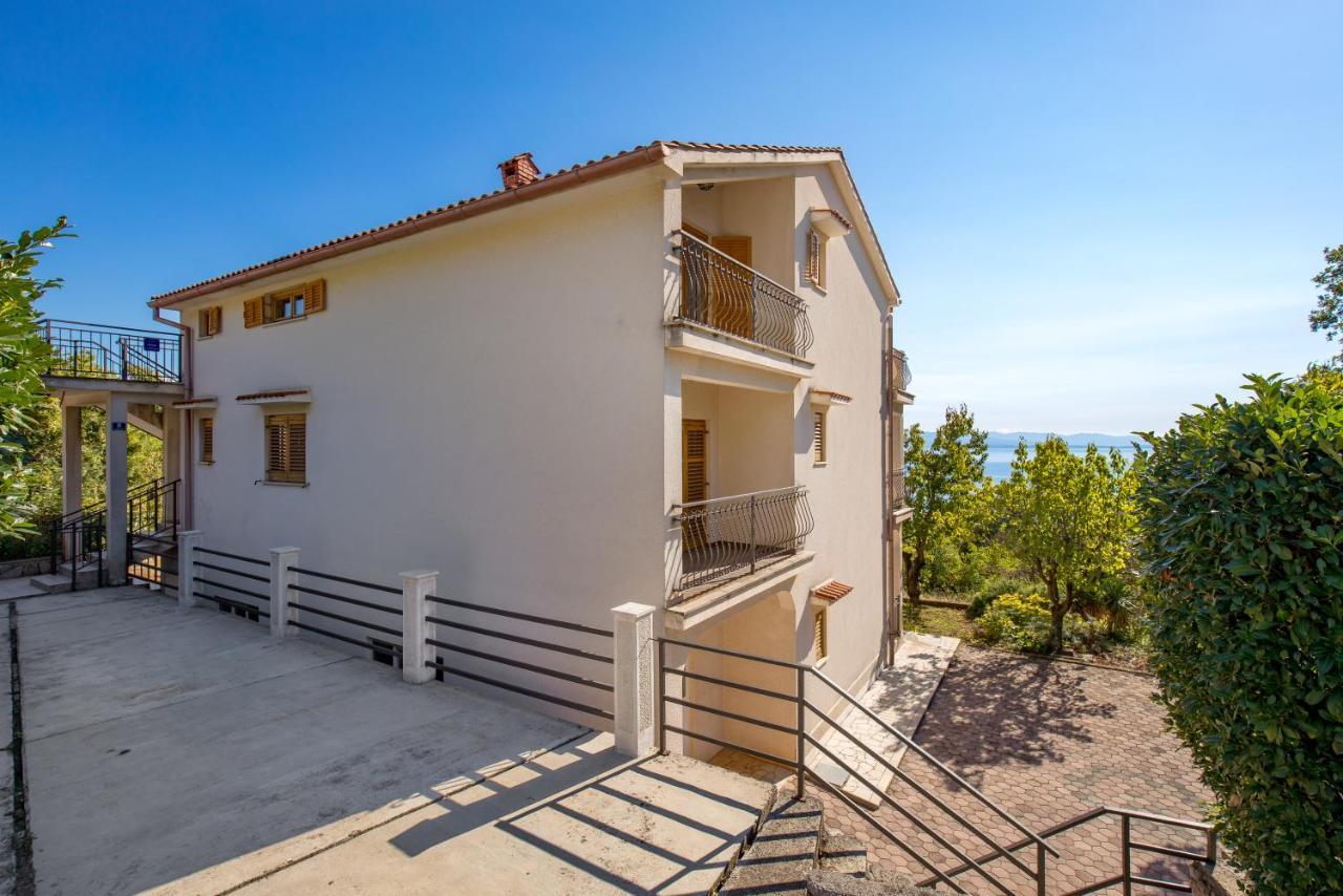 Blue Horizon Apartment Opatija Luaran gambar